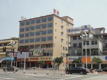 Hongli Business Hotel Zhanggang Exterior photo
